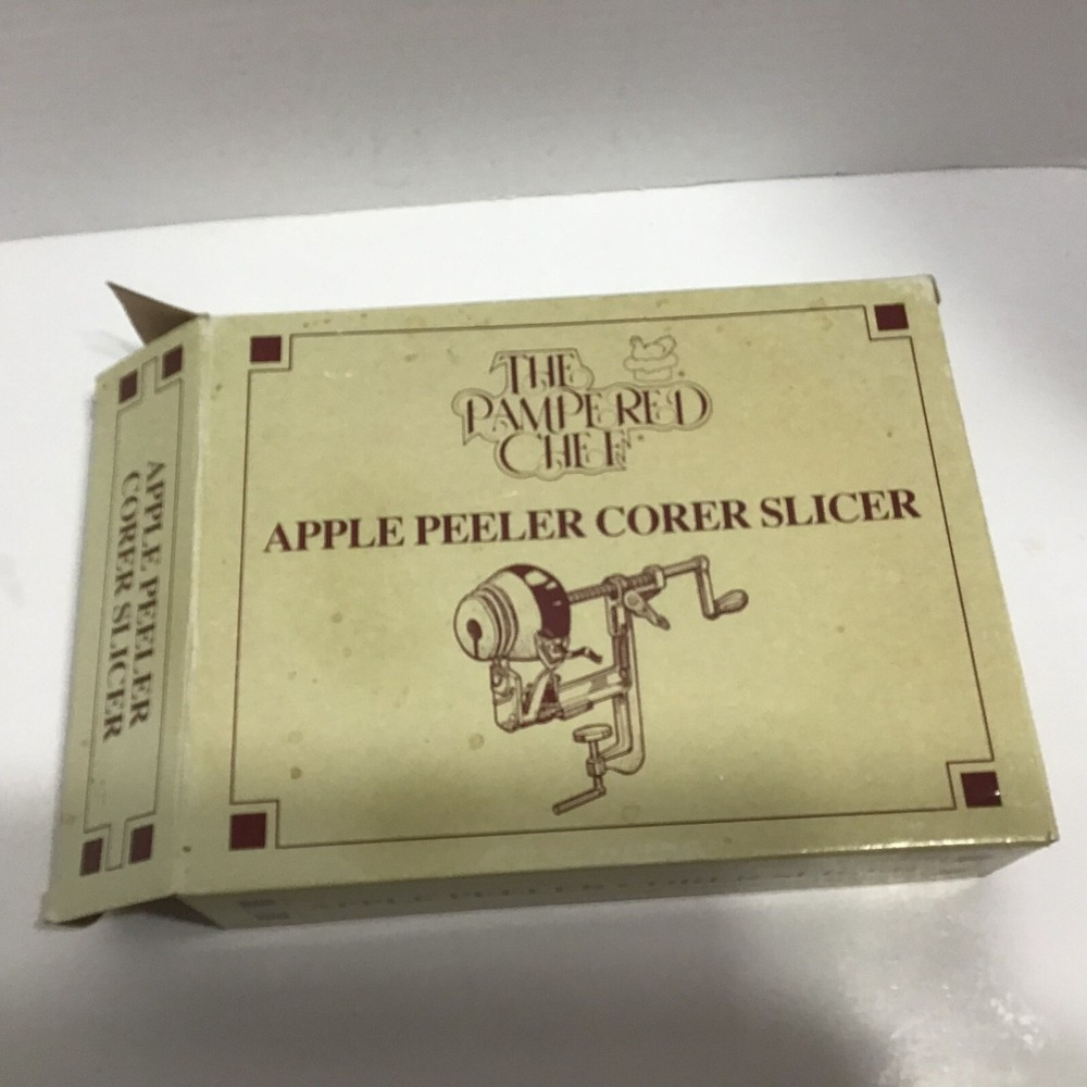 Pampered Chef   Vintage Gray Manual  Metal Apple Peeler‎ Corer Slicer With Box